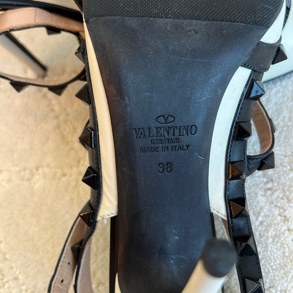 Black studded Valentino heels - Picture 4 of 6